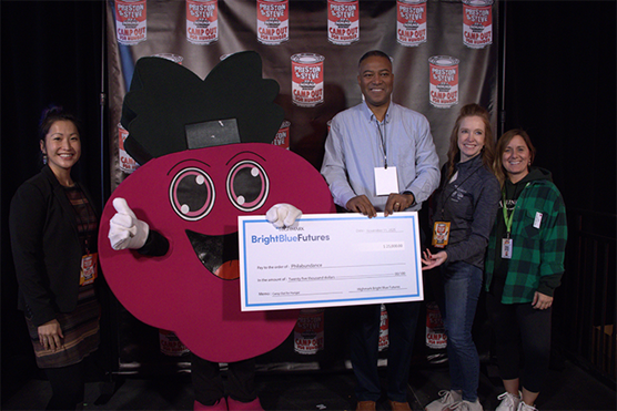 How Corporate Gifts Support Hunger Relief and Community Growth