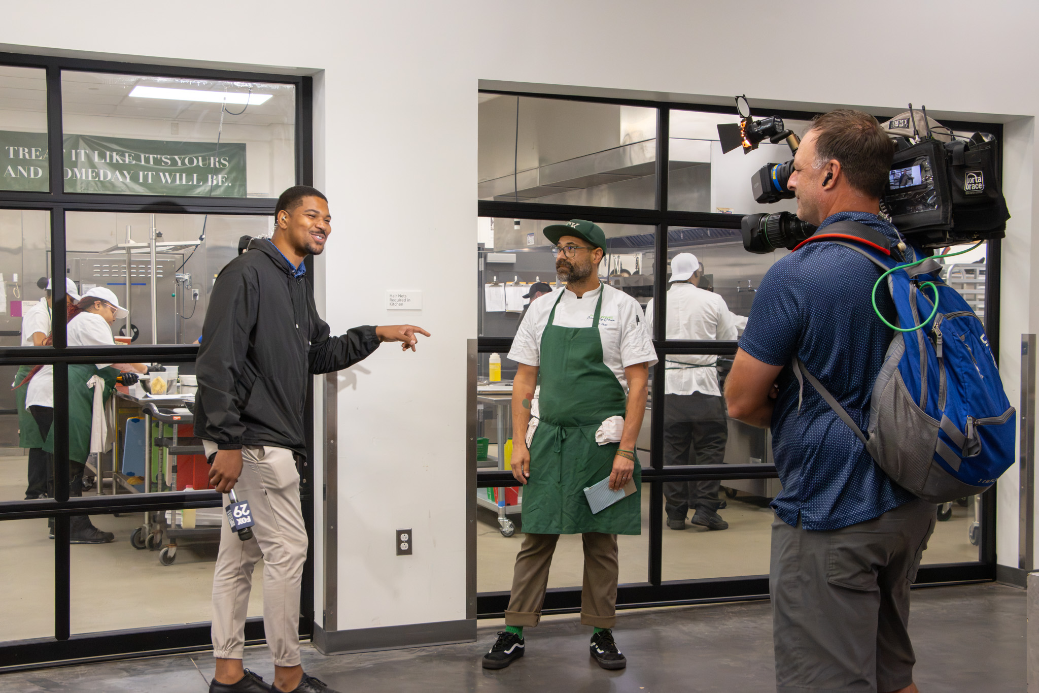 Fox 29 All-Day Broadcast Raises Funds and Food